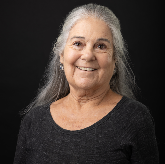 Rebecca Hutchins.png